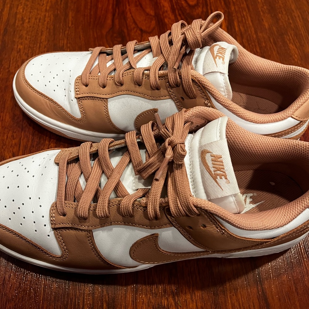 Nike White and Tan Sneakers Classic Low-Top Design